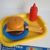 Refeição Infantil De Cheeseburger