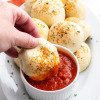 Pãezinhos De Pizza Recheados Com Queijo